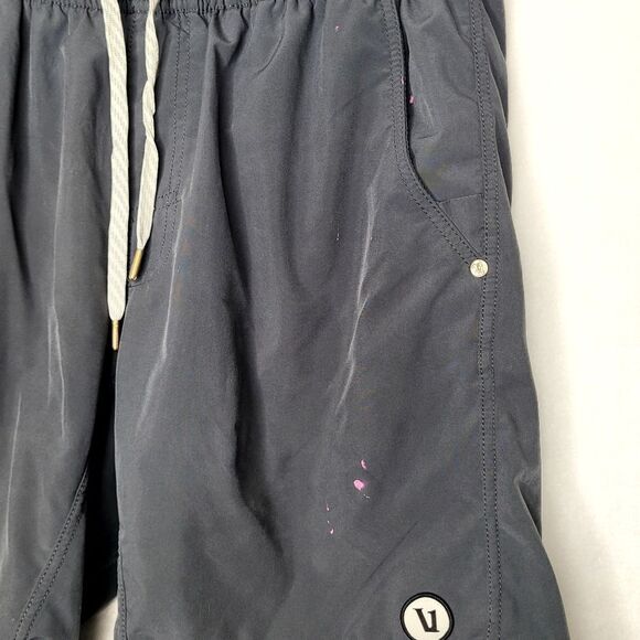 Vuori Workout Shorts Size Medium - Picture 2 of 5